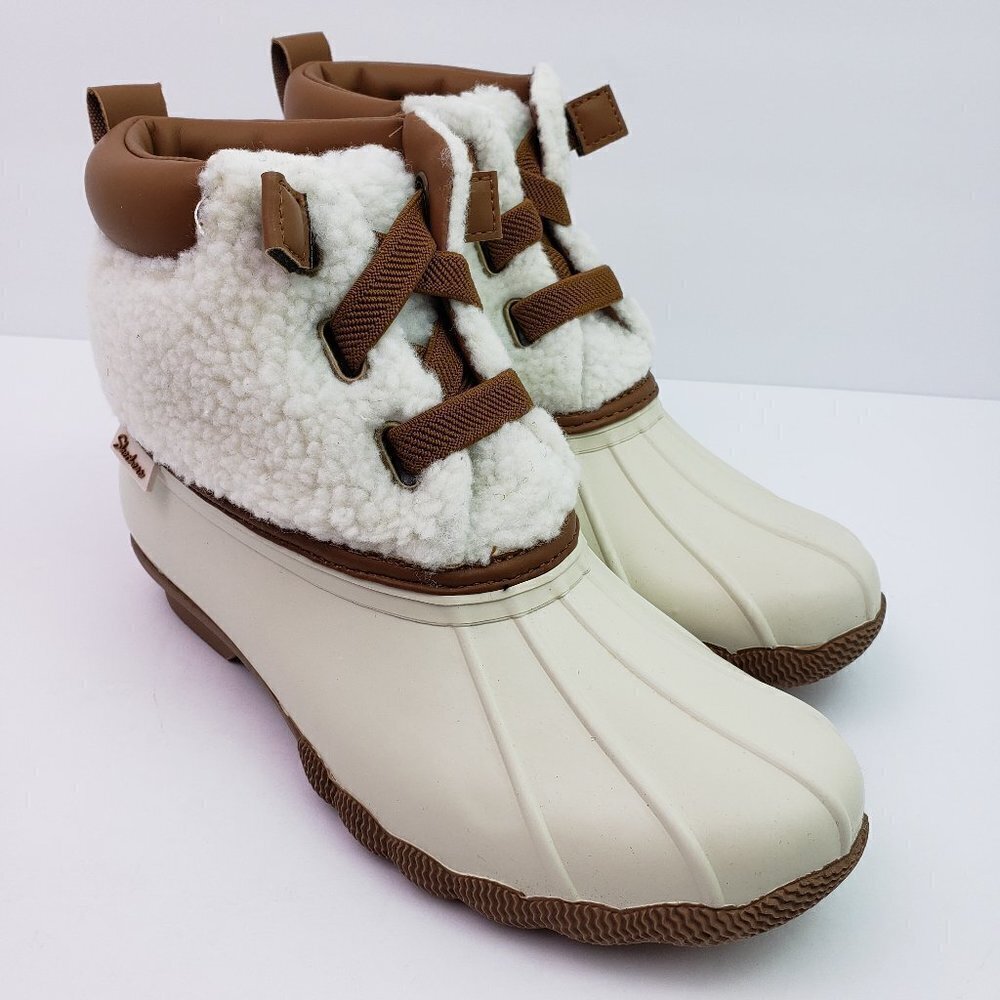 Skechers Pond Sherpa Snuggle Womens Size 6 Natural Waterproof Duck Boots